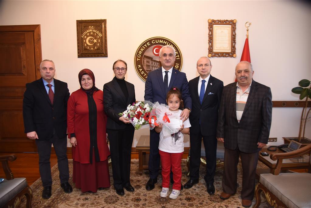 Vali Çakır’a ‘Kütüphaneler Haftası’ Ziyareti